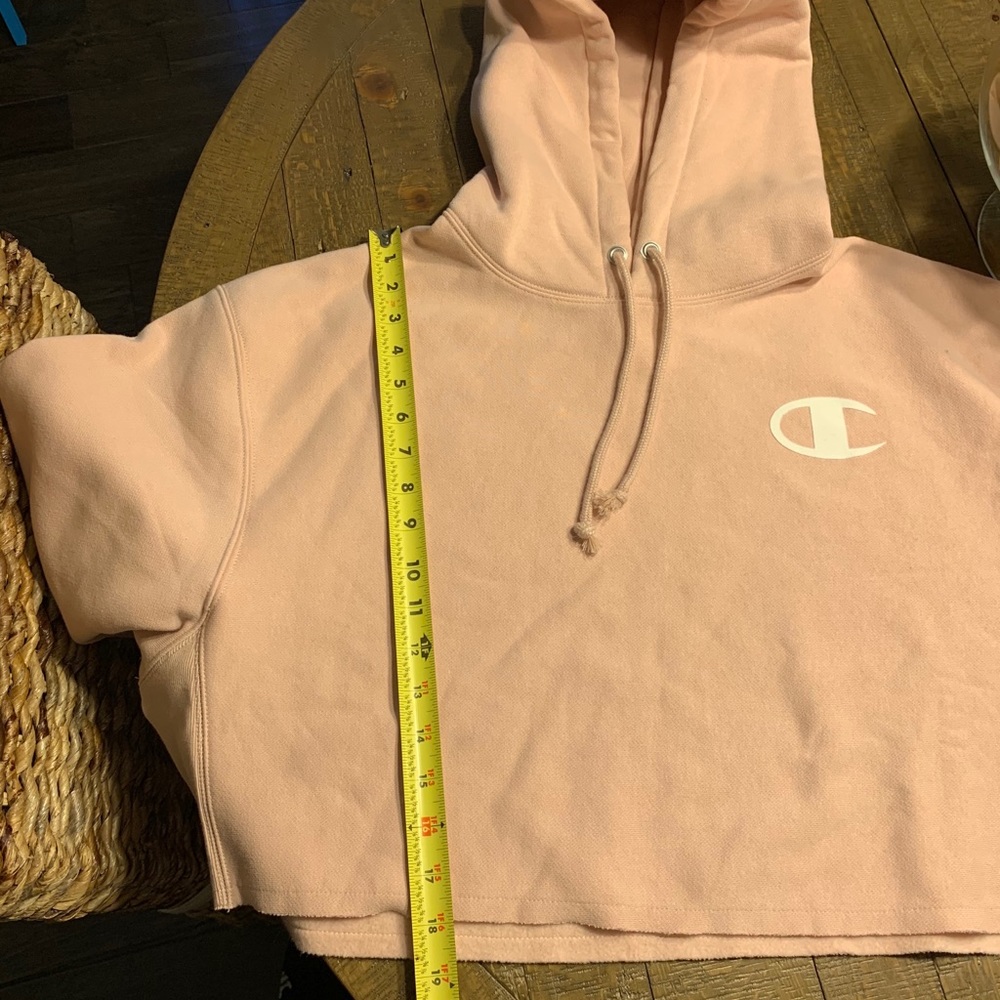 Women's cropped Champion hoodie w/BIG C - Picture 4 of 6
